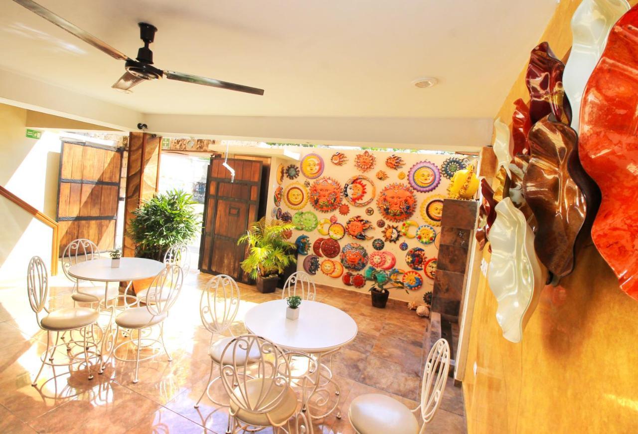 Papagayo Hotel Boutique Playa del Carmen Extérieur photo The interior of the gallery